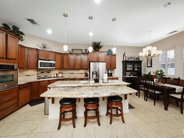 14707 Trumpetvine Pl, Bakersfield, CA 93314