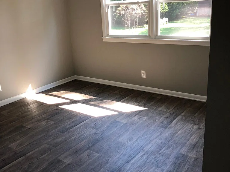 1207 Kefauver St — Photo 3
