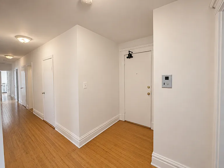 670 W Sheridan Rd #3W — Photo 11