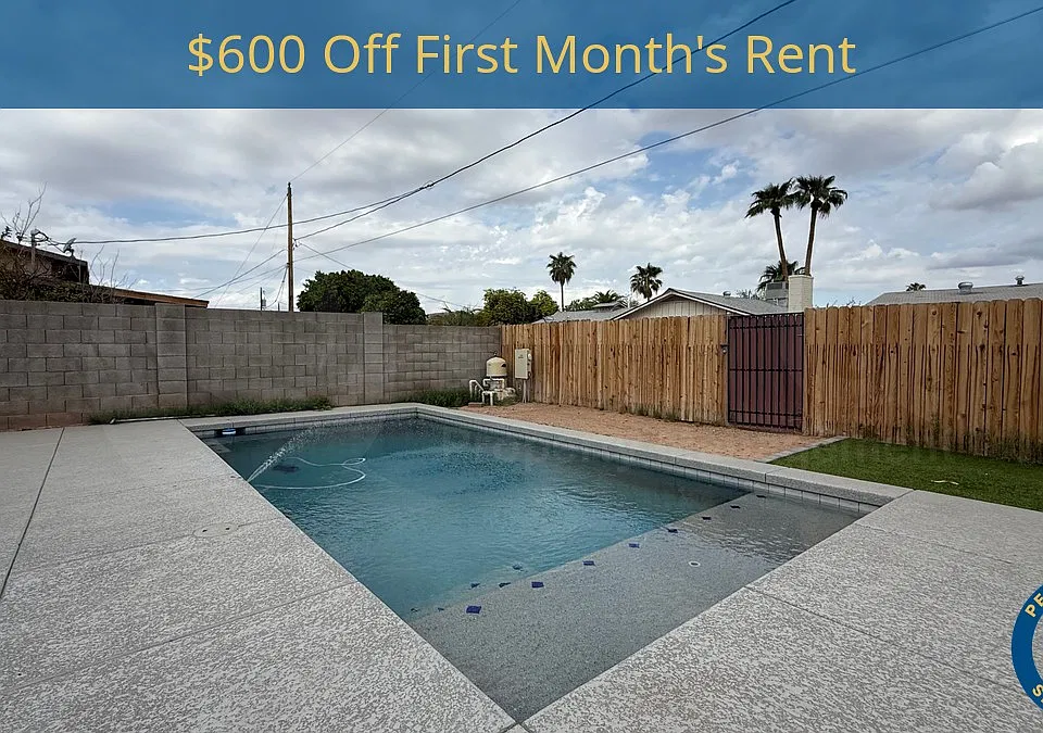 140 E Riviera Dr