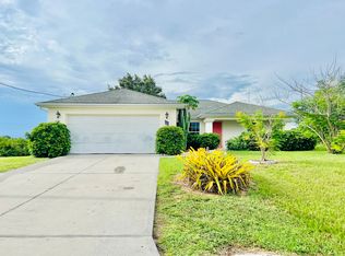 1021 Arbordale St, Lehigh Acres, FL 33974
