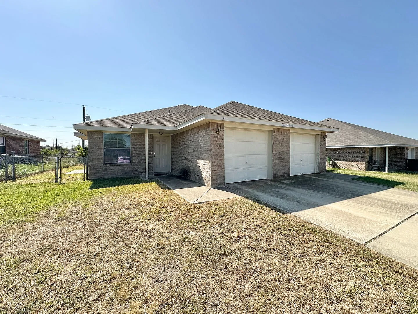 2608 Alma Dr — Photo 1