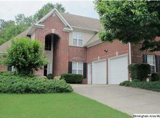 3021 English Oaks Cir, Vestavia, AL 35226