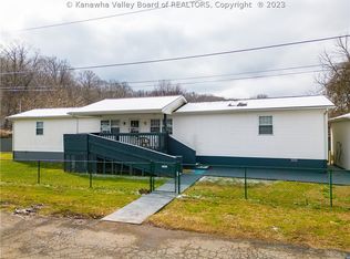 2 Jennifer Dr, Charleston, WV 25313
