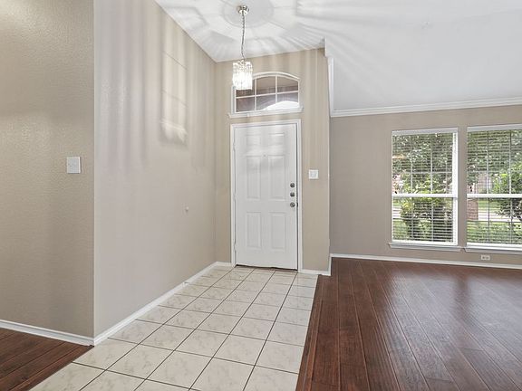5th image of 10709 Nashville Dr