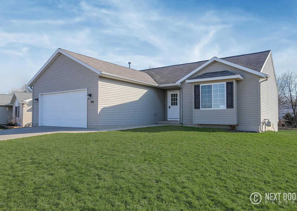 1st image of 391 Summer Circle Dr SE