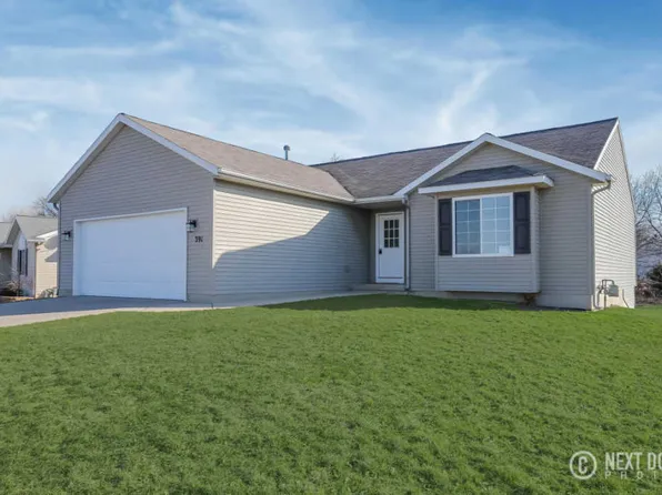 391 Summer Circle Dr SE, Grand Rapids, MI 49548