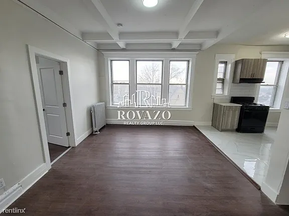 191 Roseville Ave #Basement — photo 2 of 8