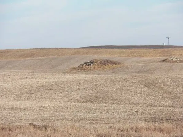53rd St SE, Tappen, ND 58487