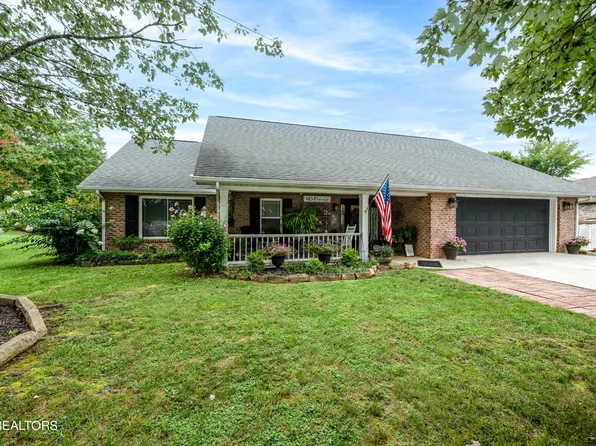 2213 Dublin Dr, Maryville, TN 37803