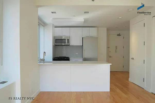 Rented by FirstService Realty (legacy) | media 40