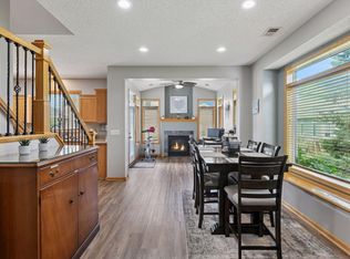 412 Aqua Cir, Lino Lakes, MN 55014