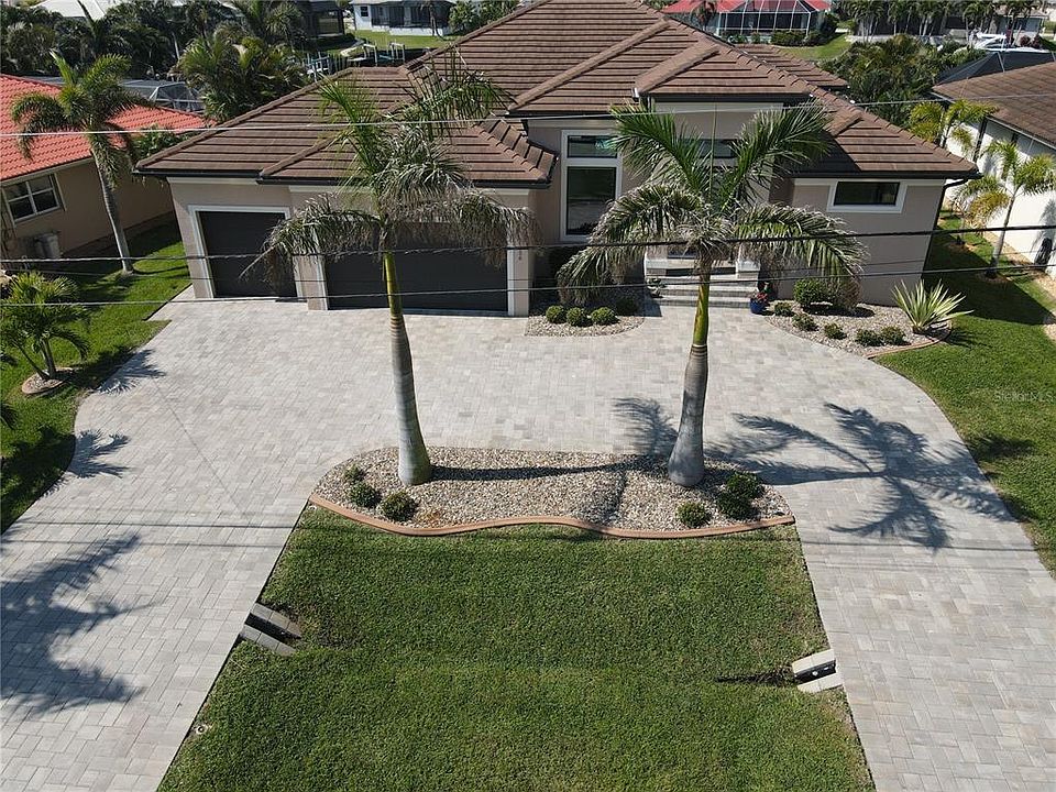 1st image of 556 Monaco Dr