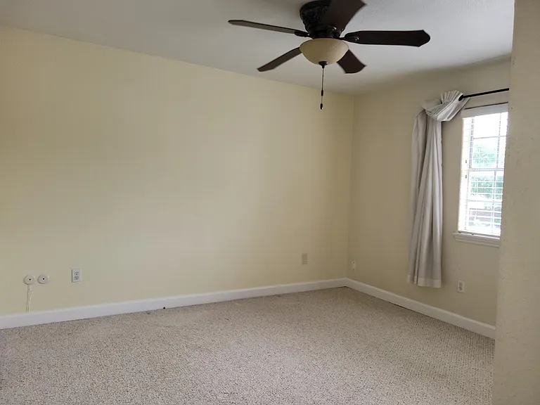 Sandpiper Dr — Photo 5