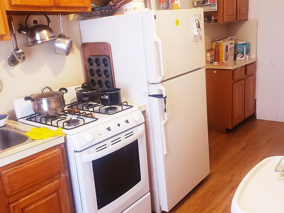 1st image of 7707 15th Ave Floor 2