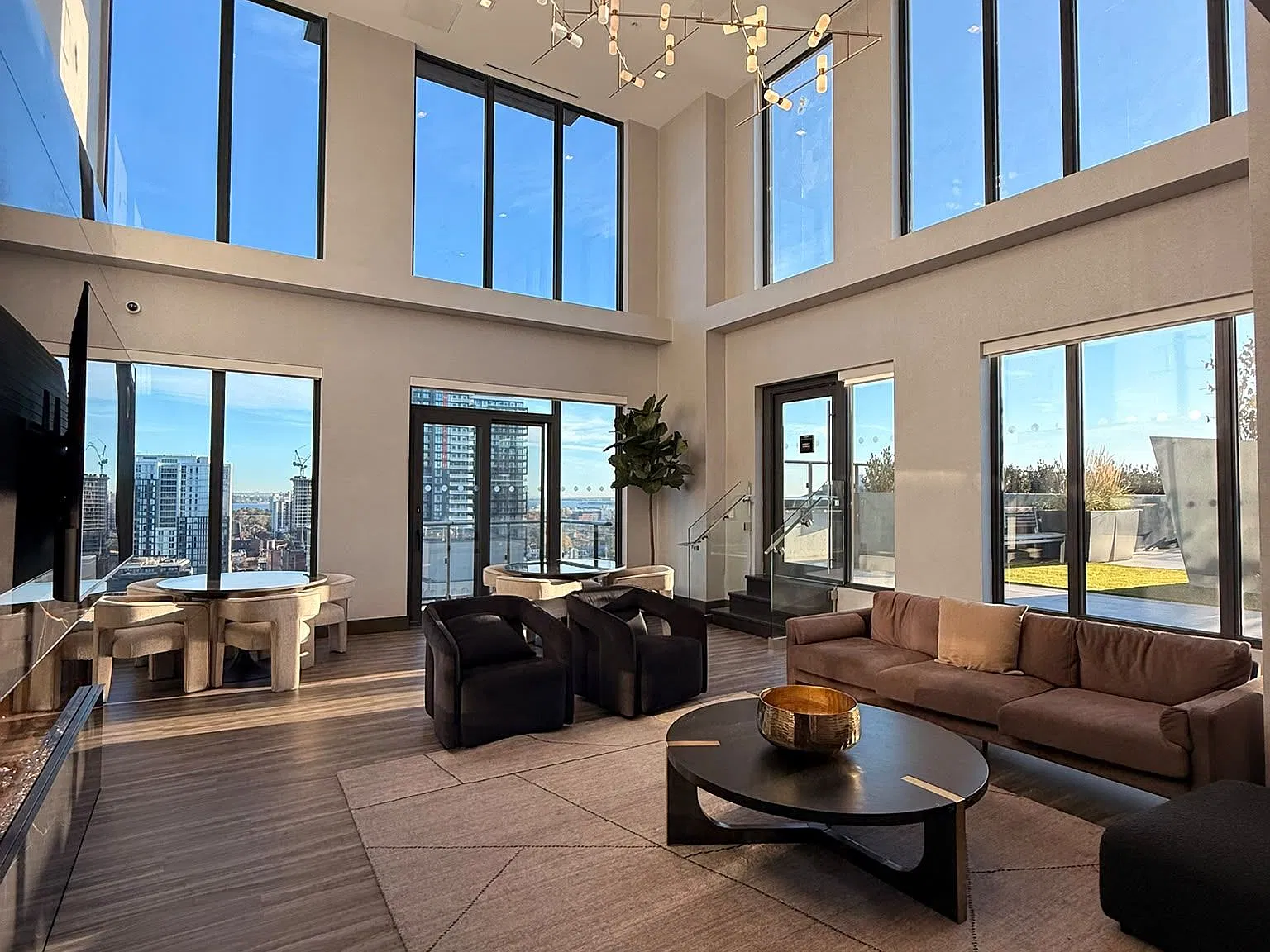2 bed, $1,750 — Photo 4