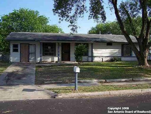 1st image of 8727 CAPE VALLEY DR