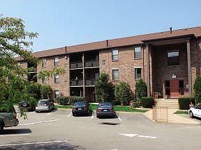2nd image of 265 46th St