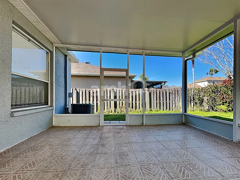 12727 Westwood Lakes Blvd — Photo 18