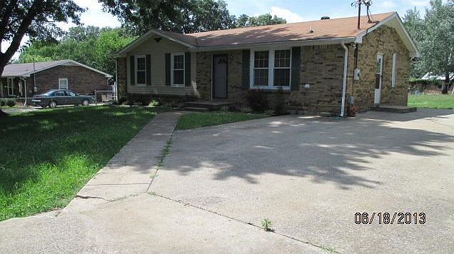 1st image of 521 Jewel Dr