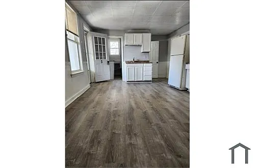 29 Peck St #3 Photo 1
