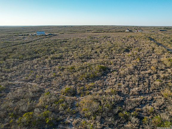 3rd image of TBD Live Oak Spur