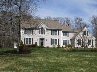 26 Jeremy Dr, East Lyme, CT 06333