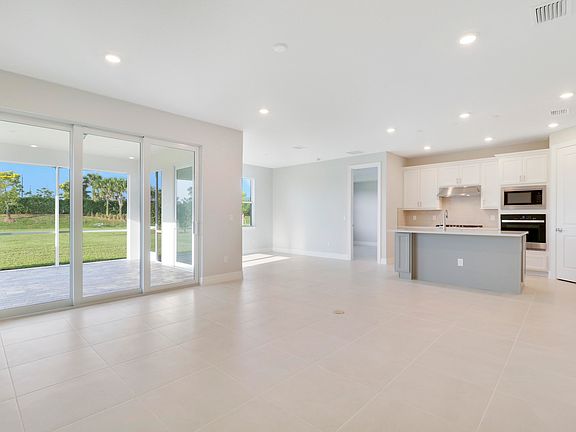 5th image of 10245 SW Captiva Drive