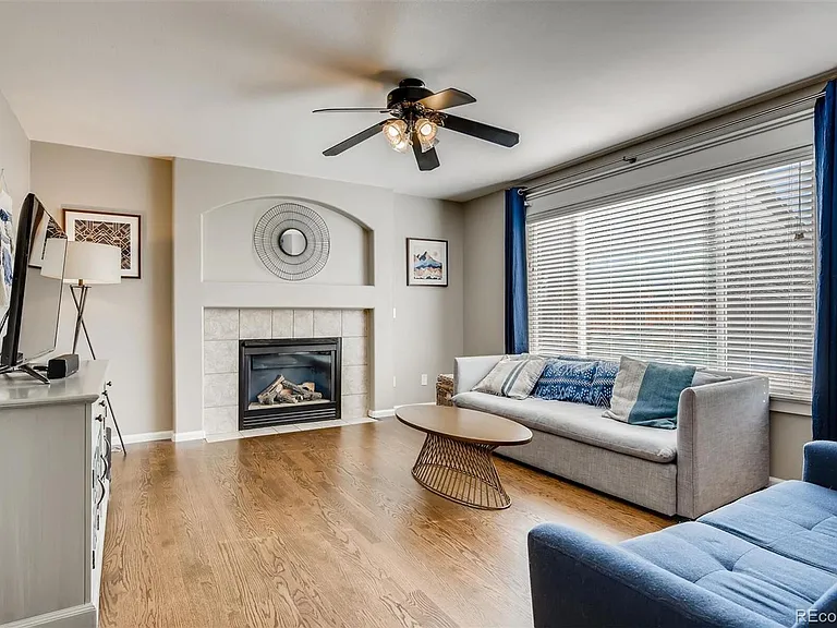 1118 Riddlewood Ln — Photo 16