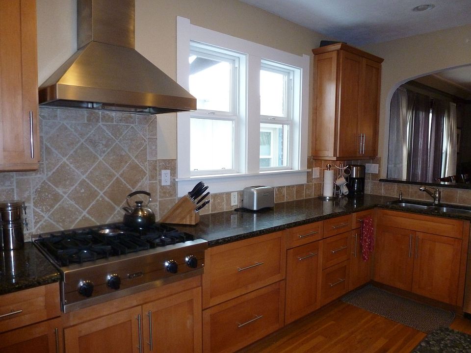 Gourmet Kitchen