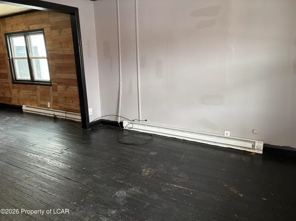 121 Eno St, Plymouth, PA 18651