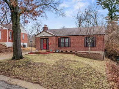 214 Moundale Dr, Saint Louis, MO, 63135