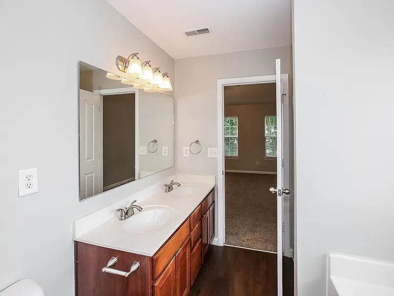 1006 Tiger Eye Ave — Photo 11
