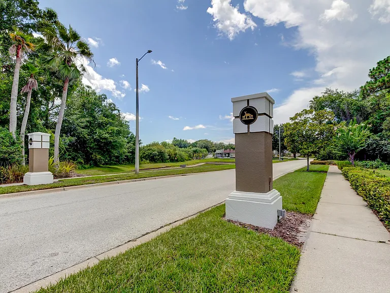 8604 Fawn Creek Dr — Photo 37