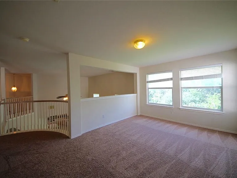 15843 Garrison Cir — Photo 10