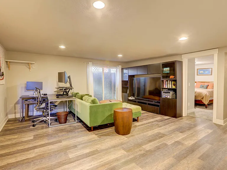 2085 Fenton St #B — Photo 7