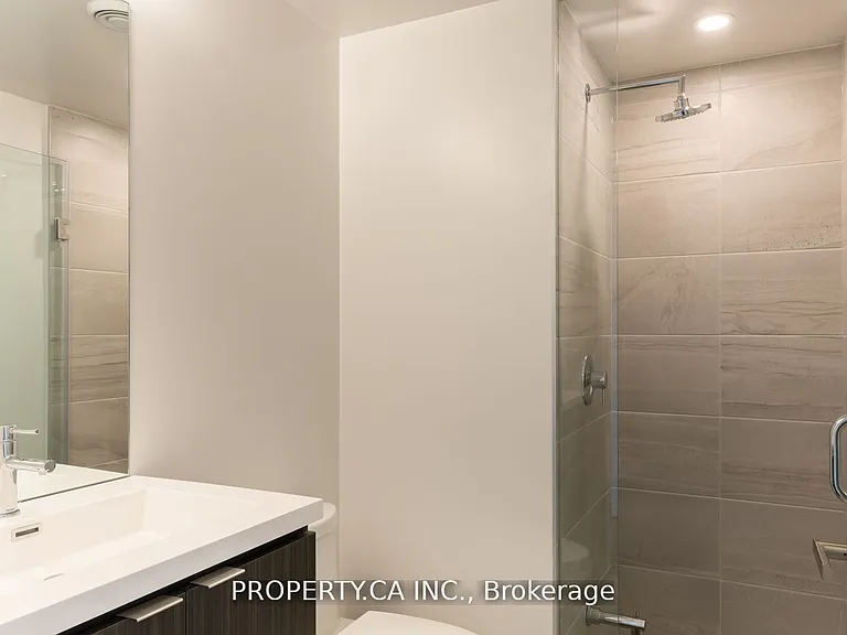 55 Cooper St #4205 — Photo 4