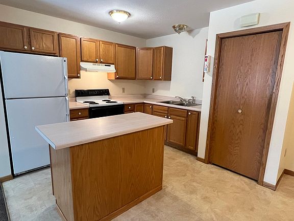2nd image of 4483 Poquet Dr NW
