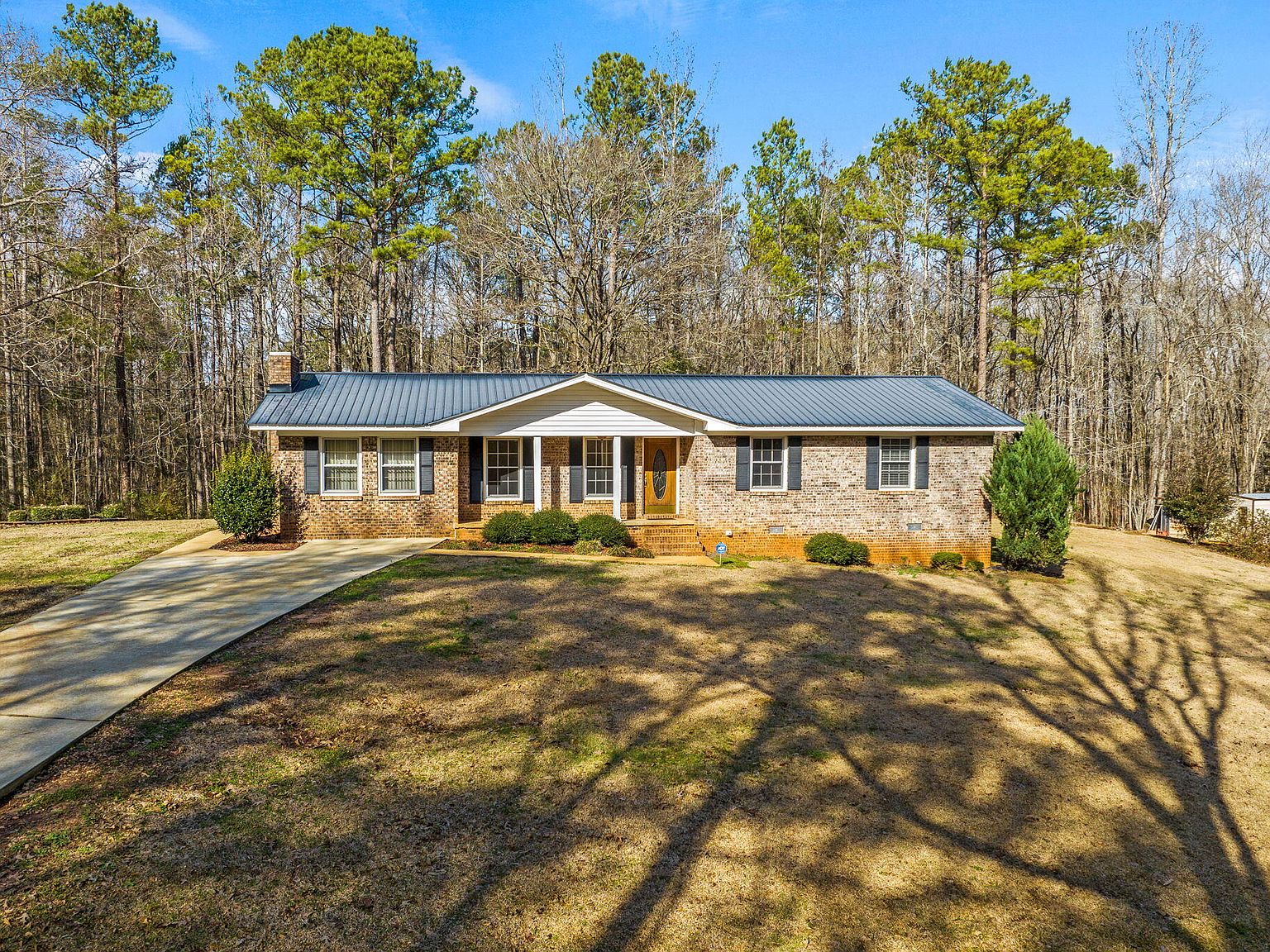 251 Smith St, Dadeville, AL 36853 Zillow
