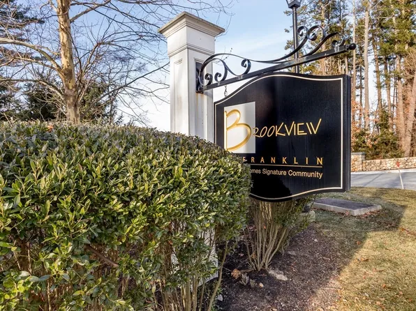 25 Brookview Rd #25, Franklin, MA 02038