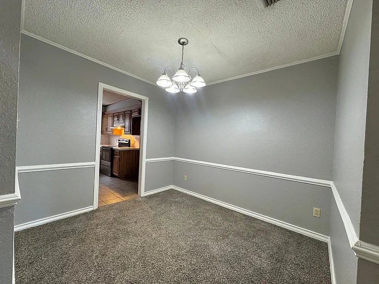 6220 Gould Pl — Photo 3
