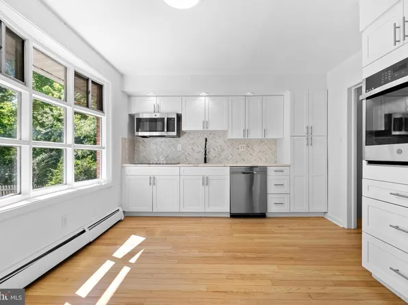 1390 Paxon Pl, Media, PA 19063