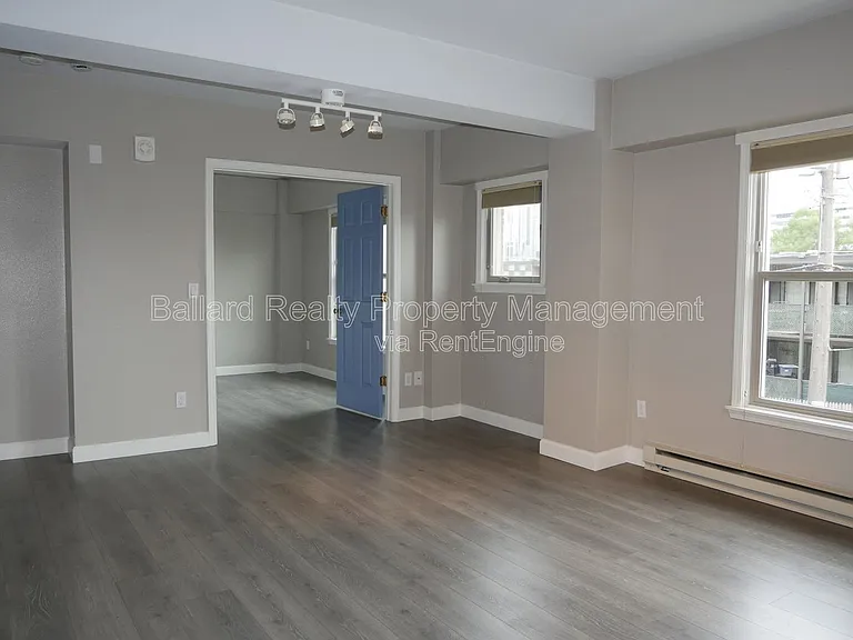 505 E Denny Way #102 — Photo 6