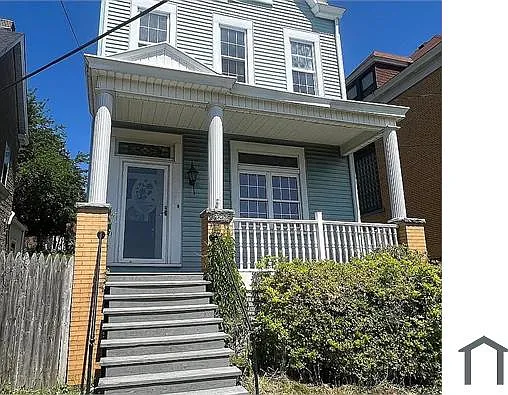 4 bed, 1919 sqft, $1,800 — Photo 1