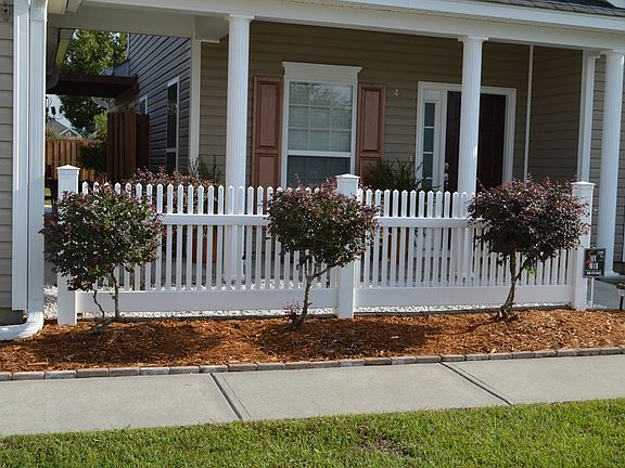 Warm entry with front porch 