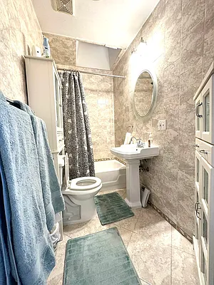 Rented by Native Real Estate LLC | media 6