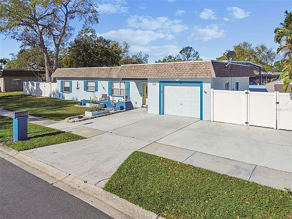 3rd image of 12252 Eldon Dr
