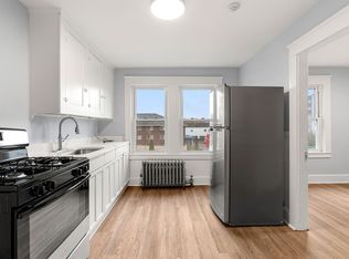 1281 Middlesex St #6, Lowell, MA 01851