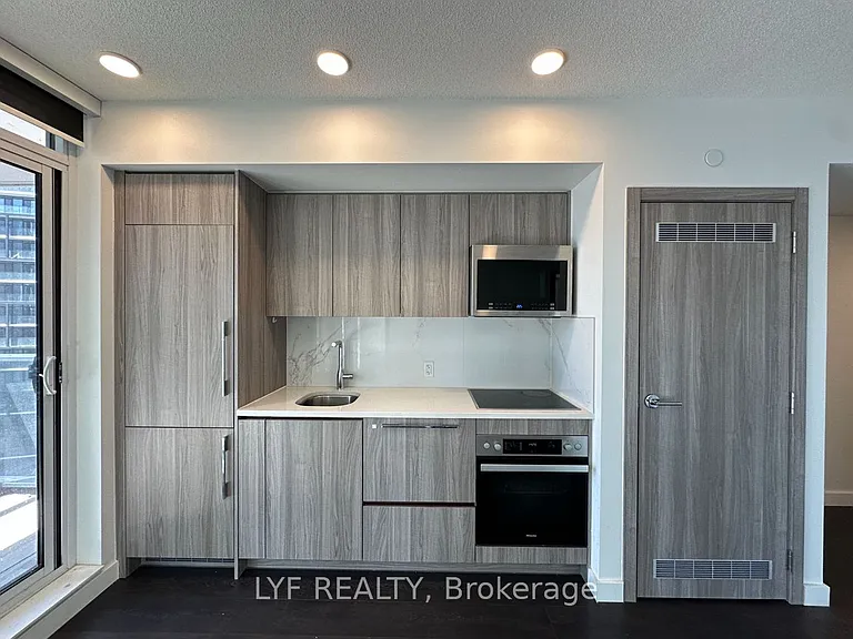 38 Widmer St #2907 — Photo 7