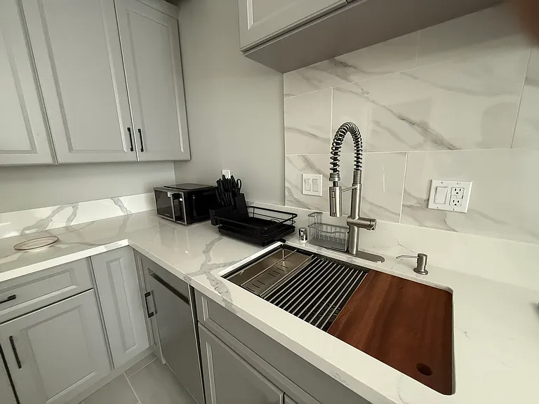 14069 Bay Cir #1 — Photo 12